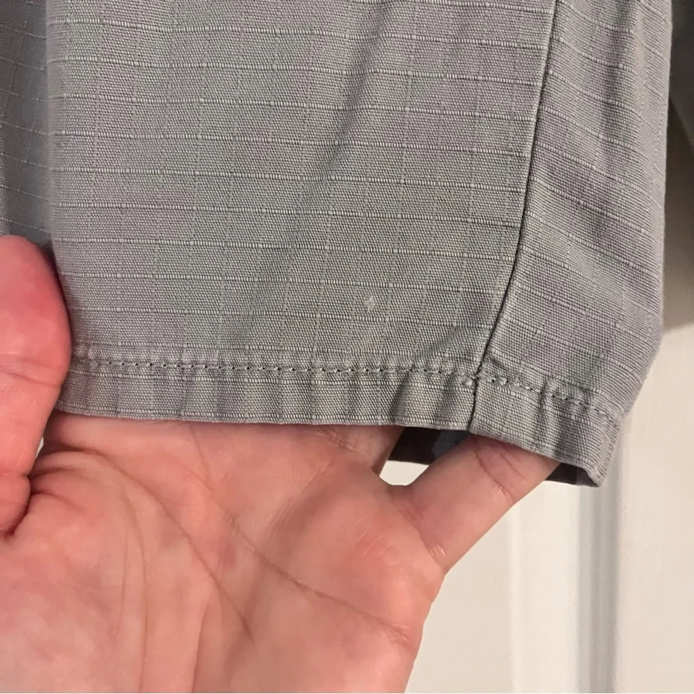 The‎ North Face rip stop cotton gray shorts women’s 6 tall
